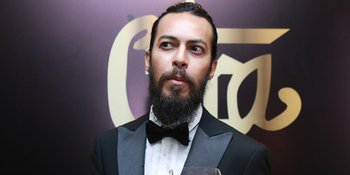Mirip Abraham Lincoln, Ini Penampilan Alex Abbad di FFI 2016