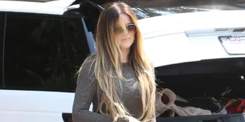 Mobil dan Cincin, Hadiah Ultah Khloe Kardashian Dari Kekasih