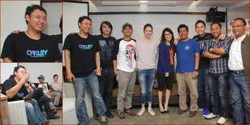 Mobil Sutradara Kuntz Agus Tertabrak Kereta di Bantul