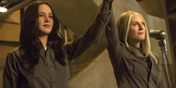 'MOCKINGJAY: PART 1' Bertengger di Puncak Chart Box Office