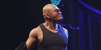 Momen 'Balas Dendam' Deddy Corbuzier Pada Pandji Pragiwaksono di JICOMFEST 2019