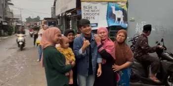 Momen Jirayut Pertama Kali Datang ke Kondangan di Indonesia, Ramah Salim ke Keluarga Mempelai hingga Diserbu Ibu-ibu