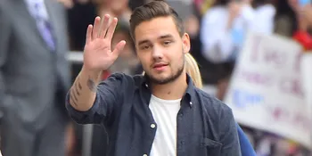 Momen 'Zonk' One Direction di Ajang Billboard Music Awards 2015