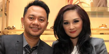 Mona Ratuliu Ingin Jadi Orang Tua Yang Asik