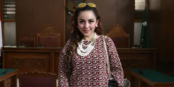 Move On Dari Farhat Abbas, Regina Andriane Saputri Menikah Lagi