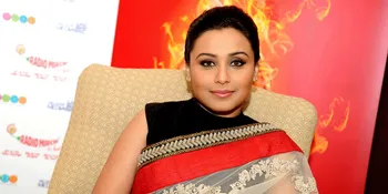 Muncul Bareng Adira di Bandara, Rani Mukherjee Menolak Difoto