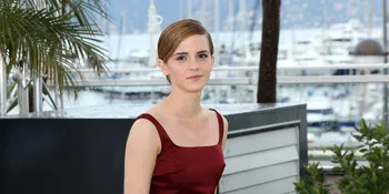 Muncul Tanpa Make-Up, Emma Watson Tetap Tampil Sempurna