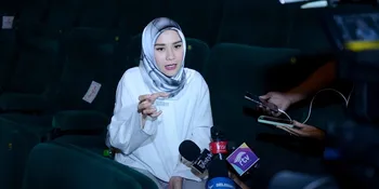 Muntah Darah Segar, Zaskia Adya Mecca Belum Tahu Penyebabnya