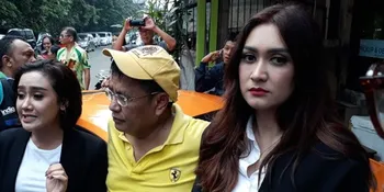 Nafa Urbach Diangkat Jadi Konsultan dan Dilamar Hotman Paris Dengan Lamborghini