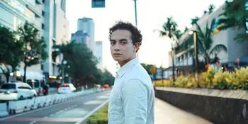 Nama Omara Esteghlal Dicatut Penipu untuk Lecehkan Wanita, Prilly Latuconsina Ikut Jadi Korban