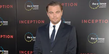 Nekad, Fans Leonardo DiCaprio Berlutut di Depan Umum