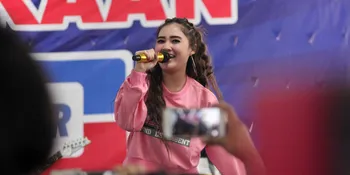 Nella Kharisma Persembahkan Empat Lagu Untuk Penggemarnya di Malang