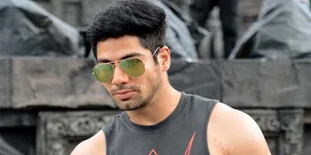 Ngaku Belum Jadian, Lavanya Sudah Berani Peluk Mesra Suci