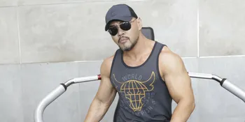 Ngaku Stres, Deddy Corbuzier Pamitan dari Media Sosial?