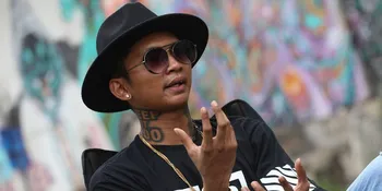 Ngaku Tak Butuh Media,  Young Lex: Klarifikasi Aja Lewat Youtube