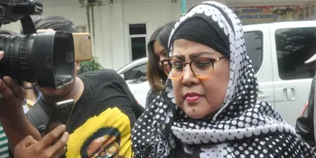 Ngamuk di Warung, Putra Elvy Sukaesih Mengidap Gangguan Jiwa?