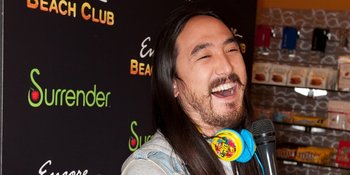 Nggak Hanya Naik Ojol, Steve Aoki Juga Kibarkan Bendera Merah Putih di Bali!