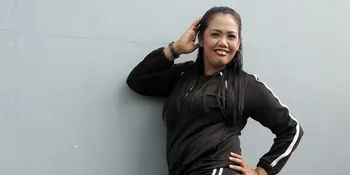 Nggak Takut Hoki Hilang, Elly Sugigi Mau Potong Gigi Bulan Depan