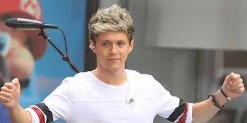 Niall Horan Pacari Model Victoria's Secret?