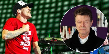 Niat 'Pinang' David Bowie, Red Hot Chili Peppers Kebal Penolakan