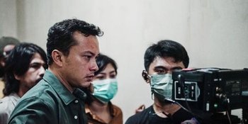 Nicholas Saputra Perdana Jadi Polisi, Gugup Pegang Senjata di Film 'SAYAP SAYAP PATAH'