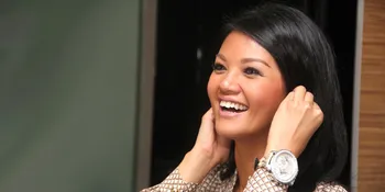 Nikah Farah Quinn Tunggu Pacar Selesaikan Kuliah Kedokteran