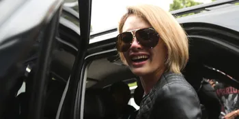 Nikita Mirzani Bantah Isu Perceraian Aming & Evelyn Settingan