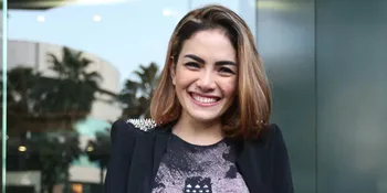 Nikita Mirzani: Bibir Aku Katanya 11 12 Sama Angelina Jolie