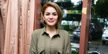 Nikita Mirzani Mengaku Ibunya Meninggal Karena Penyakit Kanker