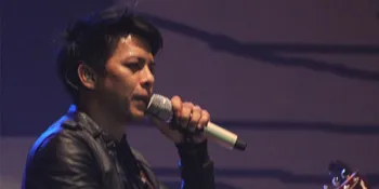 NOAH: Terima Kasih Surabaya Atas Doa-Doa Yang Tak Terdengar