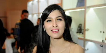 Nonton 'Disney Aladdin Musical Broadway', Sandra Dewi Nangis Bombay