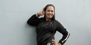 Nonton Konser Rossa Saat Valentine, Elly Sugigi Masih Diantar &#38; Ditunggui Irfan