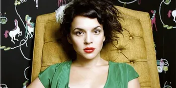 Norah Jones Susul Adele Tampil di Oscar 2013
