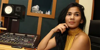 Nova Eliza Dedikasikan Piala Vidia Untuk Para TKW