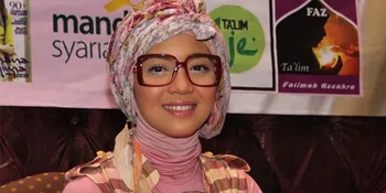Nuri Maulida Kenalkan Jilbab Gaya Korea