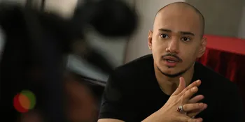 Nyanyi atau Akting, Husein Alatas: Saya Mau Dua-Duanya