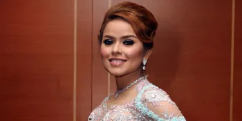 Nyanyi di Depan 11 Raja Dunia, Siti Liza Tersanjung