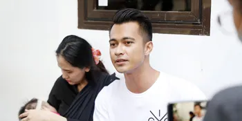 Nyaris Lepas Kontrol, Eza Gionino Sempat Ingin Pukul Pelaku yang Ancam Keluarganya