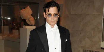 Nyentrik di Film Terbaru, Kumis Johnny Depp Justru Diejek