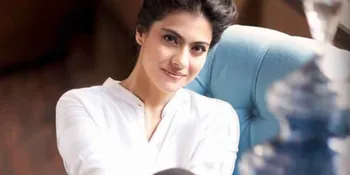 Nyla, Putri Sulung Kajol Yang Sama Cantik Dengan Ibunya!