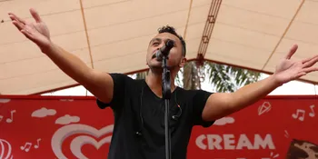 Nyoblos Capres, Keluarga Giring Nidji Pakai Kemeja Kotak