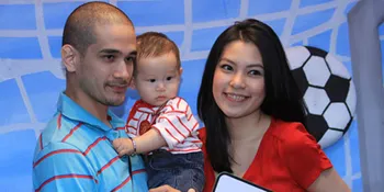 Okan Kornelius Pertama Rayakan Natal Bareng Anak