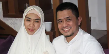 Oki Setiana Dewi Sibuk Kerja, Lalu Siapa Yang Jaga Anak?