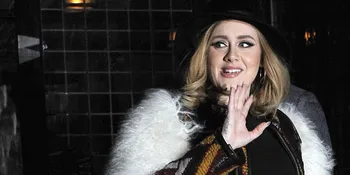 OMG! Adele Malu Besar Saat Kartu Kreditnya Ditolak