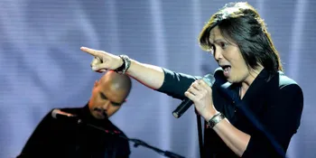 Once: Nyanyi Lipsync Itu Membohongi!