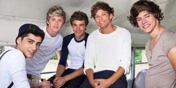 One Direction Bantah Manggung Sambil Mabuk