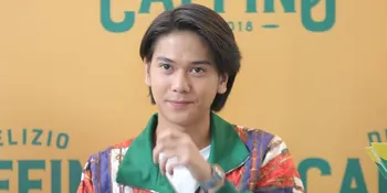 OOTD Santai Iqbaal Ramadhan Dari Australia, Ada Alasan Kenapa Pakai Kacamata