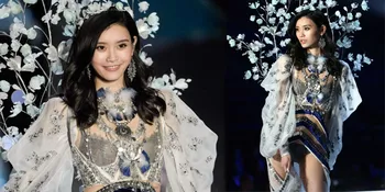 Ouch! Model Ini Tak Sengaja Injak Gaun &#38; Jatuh di Catwalk Victoria's Secret
