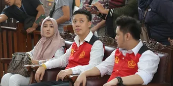 Pablo Benua dan Rey Utami Siap Bertemu Fairuz A. Rafiq Dalam Persidangan