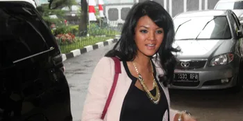 Pakai Foto Tanpa Izin, Farah Quinn Polisikan Produsen Alat Masak